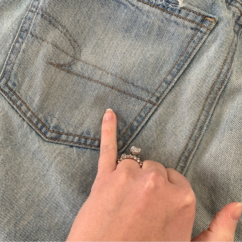 Women’s 4 Regular AMERICAN EAGLE Medium Wash High Rise Baggy Fit Jeans - Picture 7 of 8